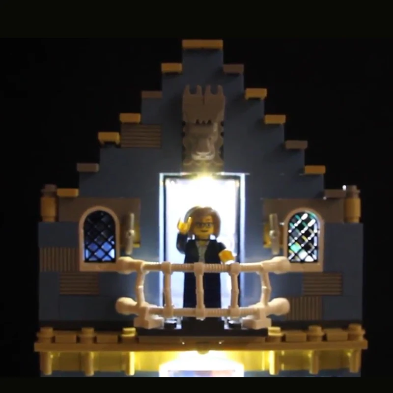 Светодиодный светильник для конструктора Lego 10190 совместимый с 15007 маркетом