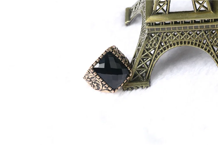 Изысканное широкое кольцо с гравировкой цветка в европейском и американском