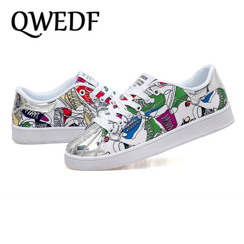 QWEDF/женские кроссовки; коллекция года; Летняя женская повседневная обувь; модная дышащая парусиновая обувь на плоской подошве с граффити; женская обувь; CZ-94