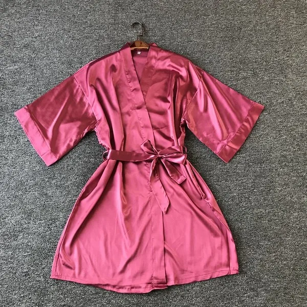 wine red 4 шт. в партии, вышивка, логотип, свадебная девичник, вечерние подарки, шелковое атласное кимоно, свадебная одежда для невесты - Цвет: wine red