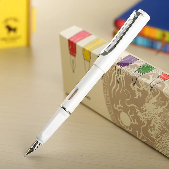 2 Kawaii Candy Colorful Plastic Fountain Pen 0.5mm Ink Pens F nib Standard Type stationery School& Office Supplies - Цвет: 2