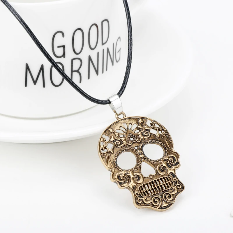 

Hip Hop Suger Skull Necklace for Women Men Pendant Choker Jewellery Necklaces for Teen Girls