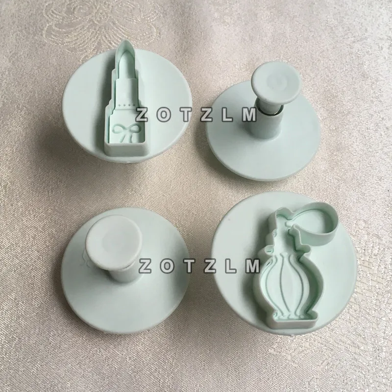 4 pcs/Lot Makeup Tools Series Plastic Cake Molds Cookie Cutters Candy Biscuit Moulds Lipstick Perfume Mirror Crown Shapes SLP005 | Дом и сад