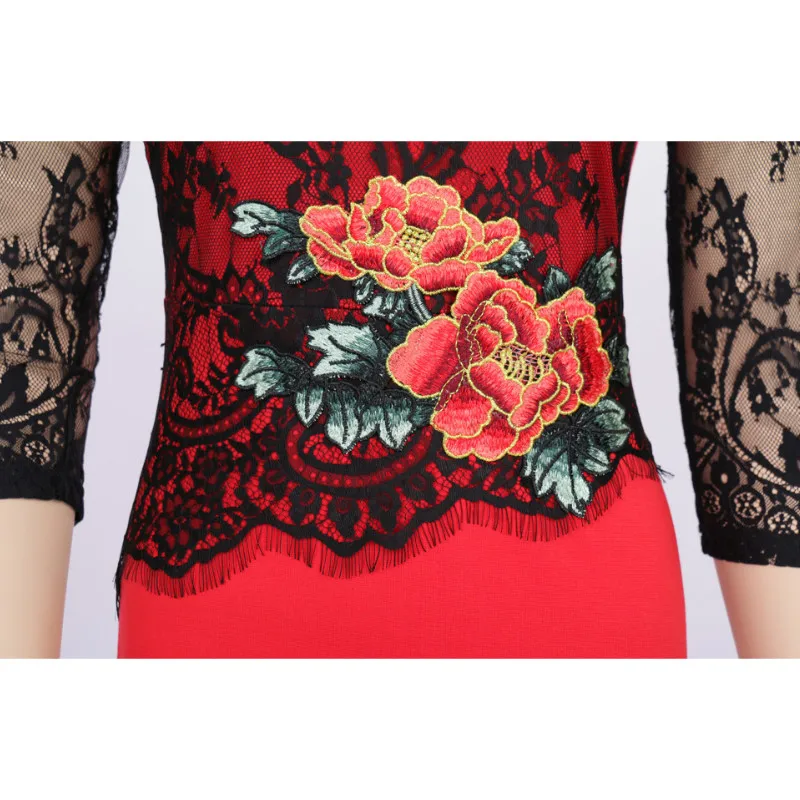 Женское вечернее платье карандаш кружевное большого размера с вышивкой розы