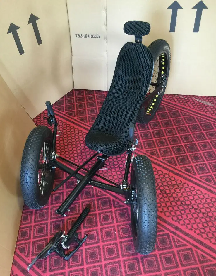 Лежачий велосипед углерода Волокно 26 дюймов сзади Уил дисковый тормоз колесная