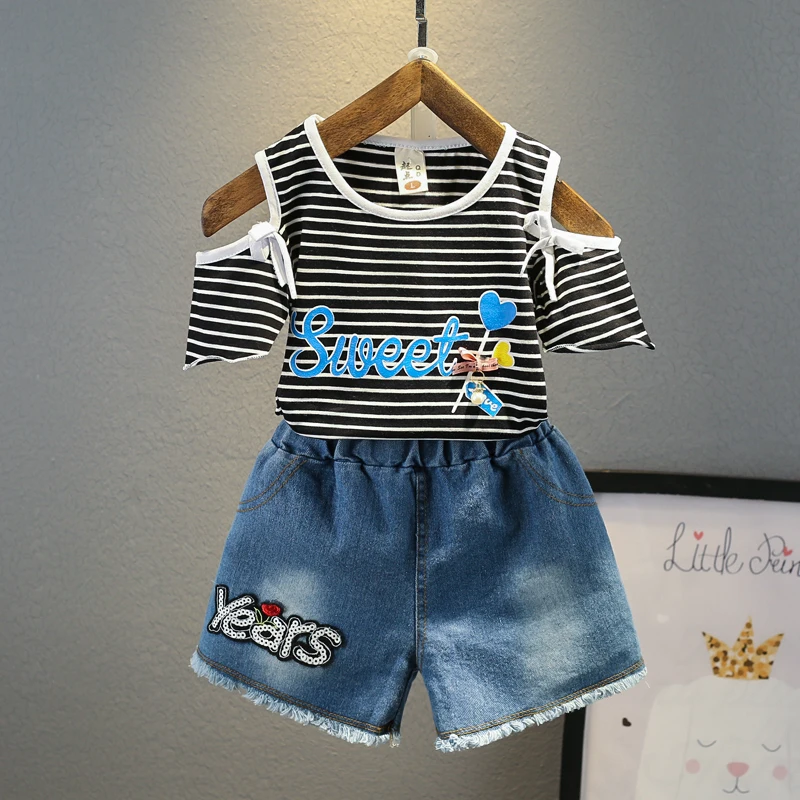 Модный детский летний костюм для девочек повседневный в полоску с короткими