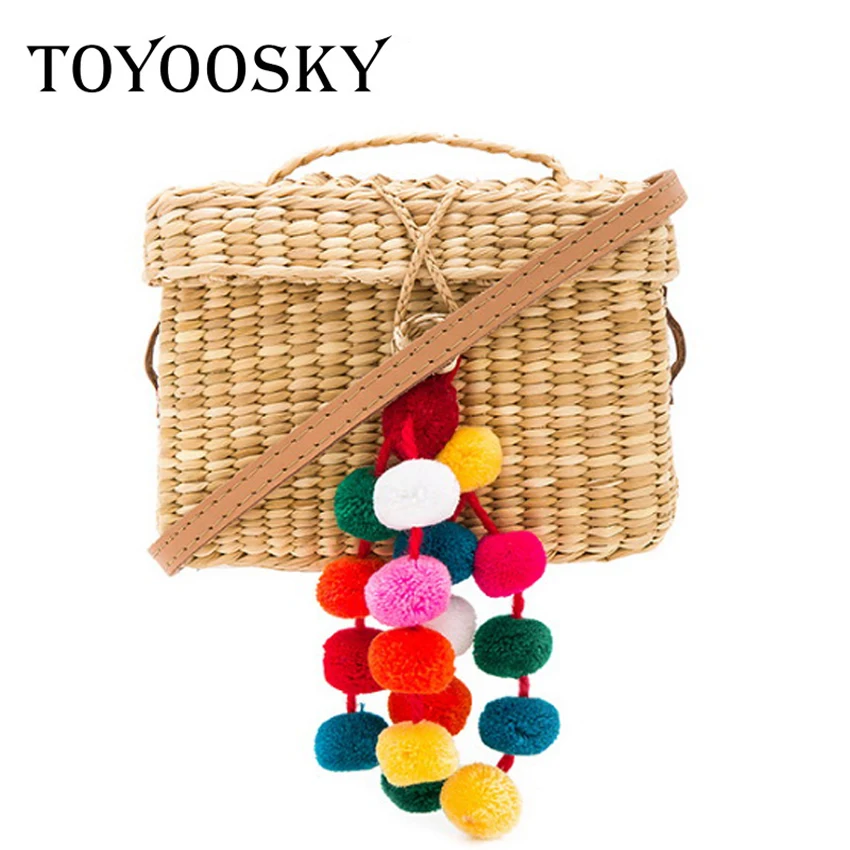 

TOYOOSKY 2017 Colorful Ball Mini Beach Bags Luxury Designer Straw Bag Women Handmade Pom Pom Handbags Summer Travel Clutch