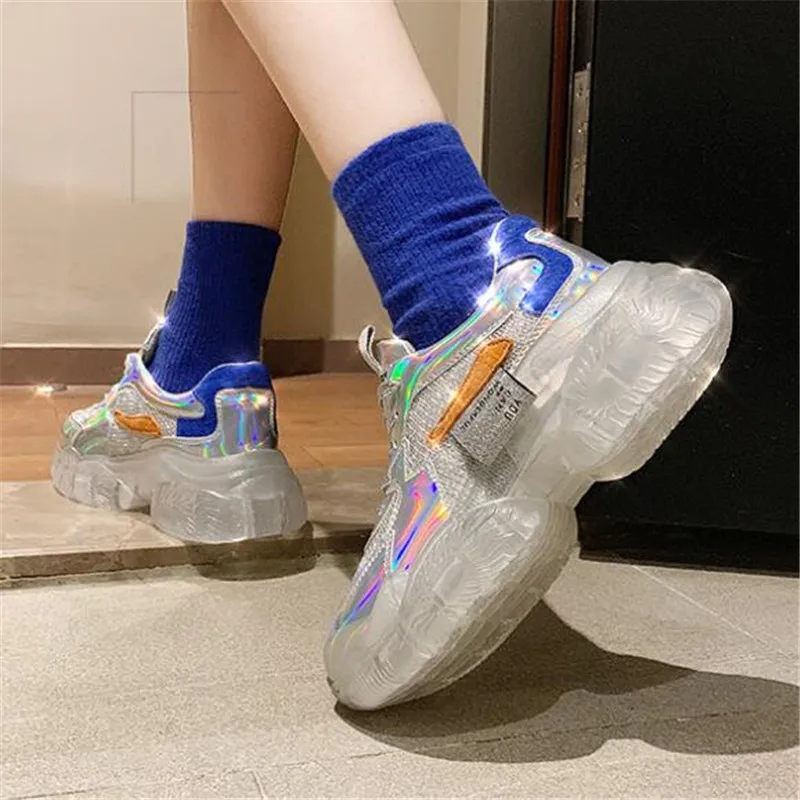 Женские кроссовки на платформе увеличивающие рост с тройной подошвой и