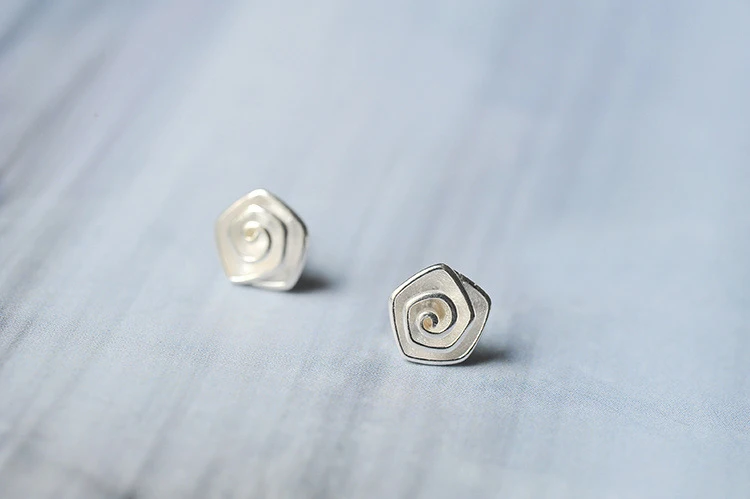 Женские богемные серьги с цветком розы Bijoux Серебристые для свадьбы