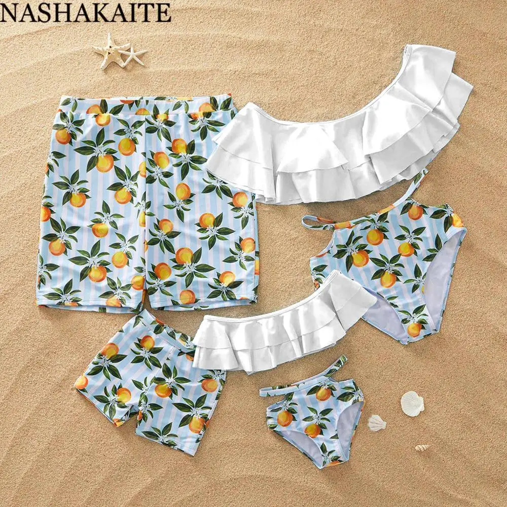 NASHAKAITE купальники для мамы и дочки, оранжевый комплект бикини с принтом арбуза, пляжный купальник «Мама и я», мужские пляжные шорты для мальчиков