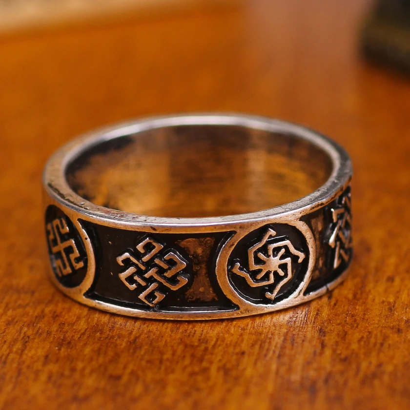 Славянское кольцо с семью словами колооврат звезда России талисман для мужчин