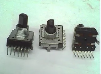 

1pcs type RK14 potentiometer 100KB shaft length 15MM