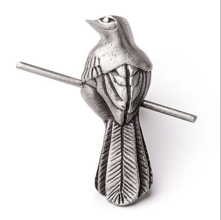 

2pcs bird Vintage brooch little finger Petyr Baelish Pin Broochs,Men Pin