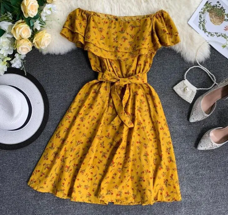 Женское платье с цветочным принтом летнее пляжное в горошек оборками и поясом 2019