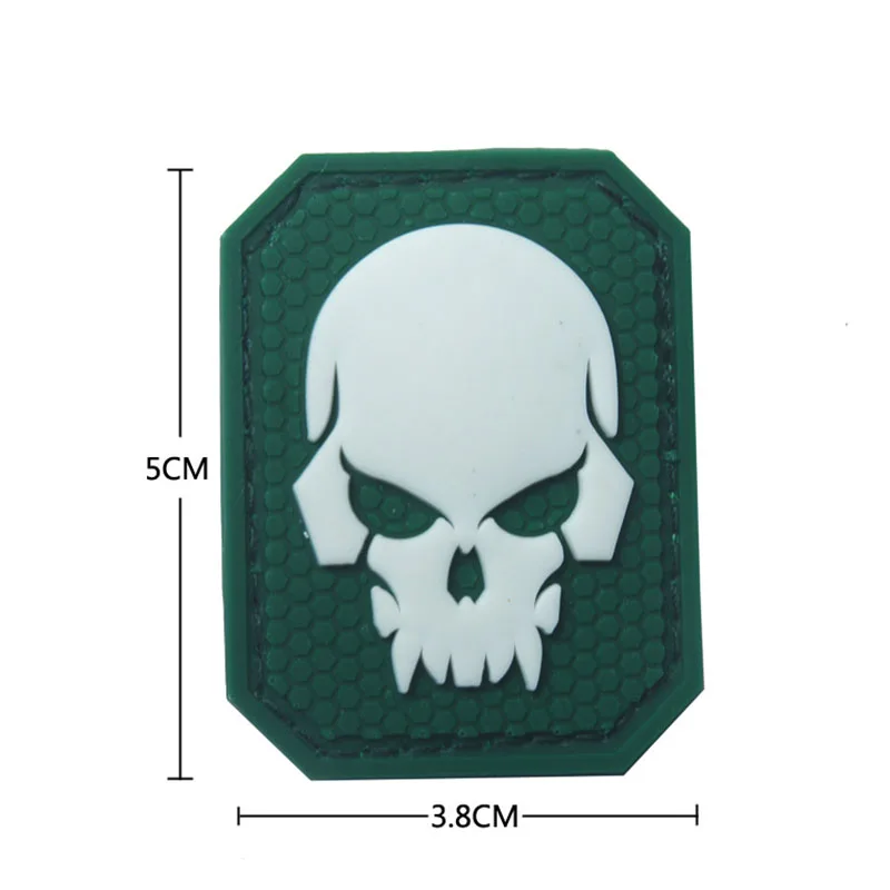 Светится в темноте Череп боевой дух Высококачественная нашивка ПВХ череп