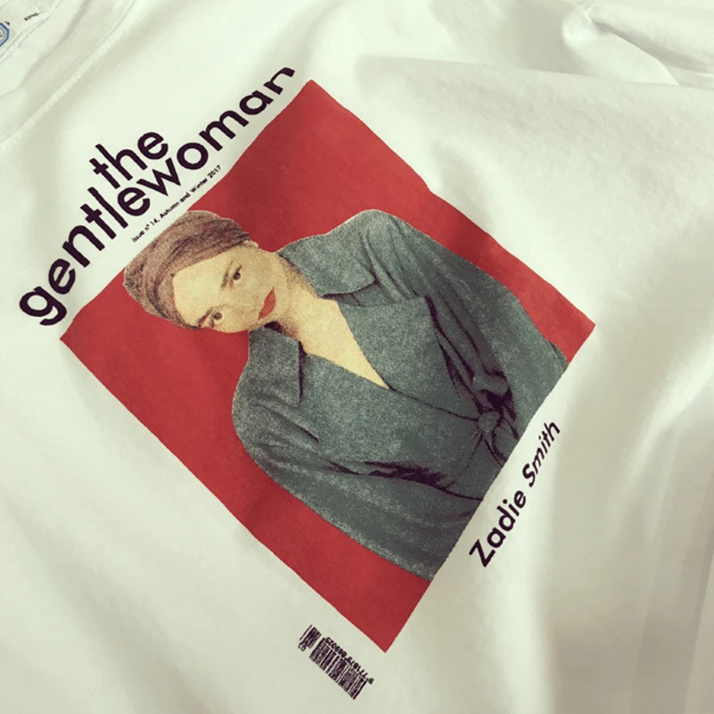 Женская футболка с коротким рукавом и круглым вырезом свободного