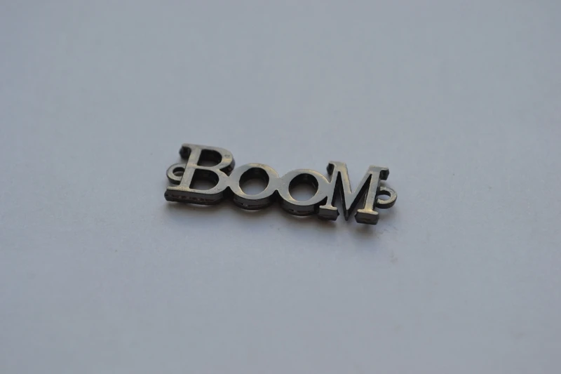 

custom metal labels for clothing, name brand label for casual dress, bags, jeans etc.