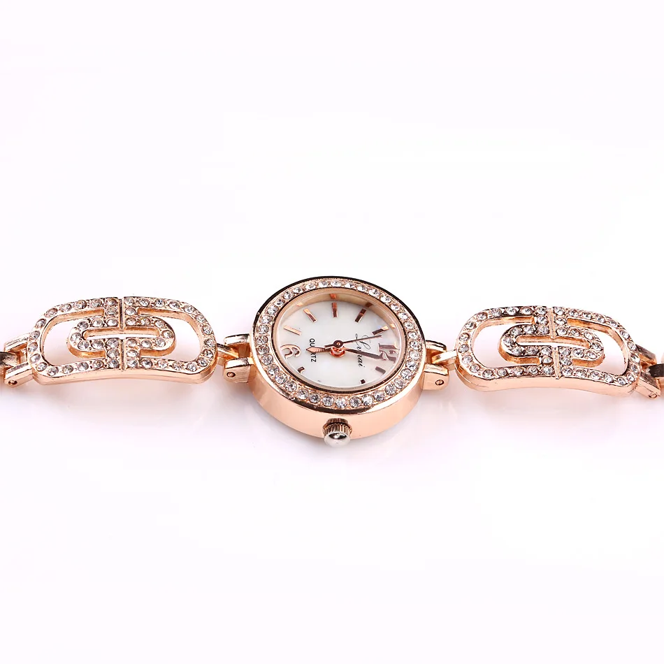 Мода бабочка Досуг дамы кварцевые часы сетка с золотом женские | Наручные