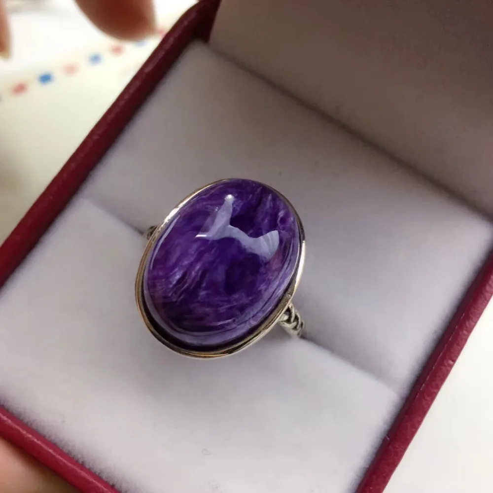 Женское и мужское кольцо с фиолетовым Charoite регулируемое овальное из серебра 925