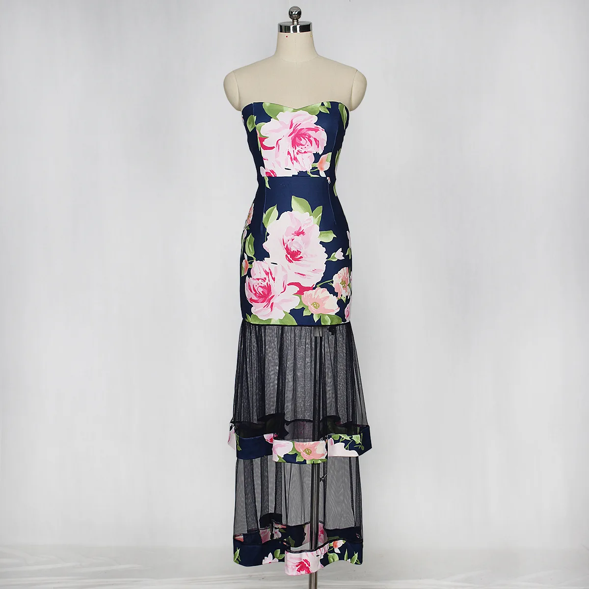 Женское богемное платье макси без рукавов длинное летнее пляжное с принтом в