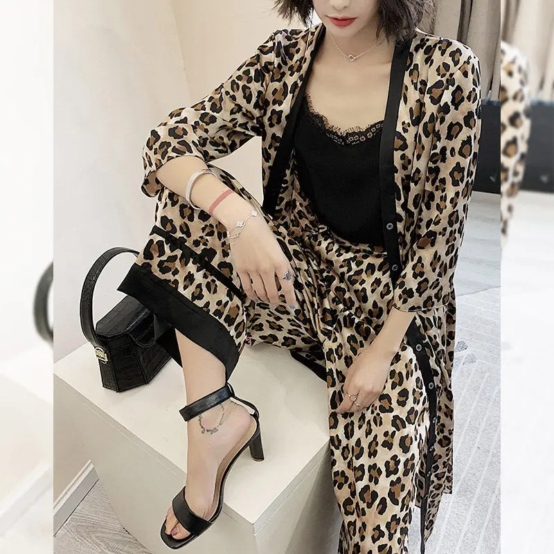 Женская ветровка длинная куртка с поясом весна лето 2019|Женские плащи и тренчи| |