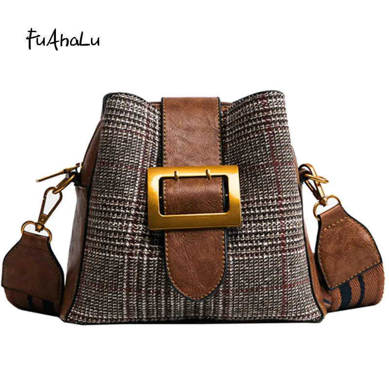 

FuAHaLu New women hit the color lock buckle shoulder strap Messenger shoulder bag bulk wool bucket bag