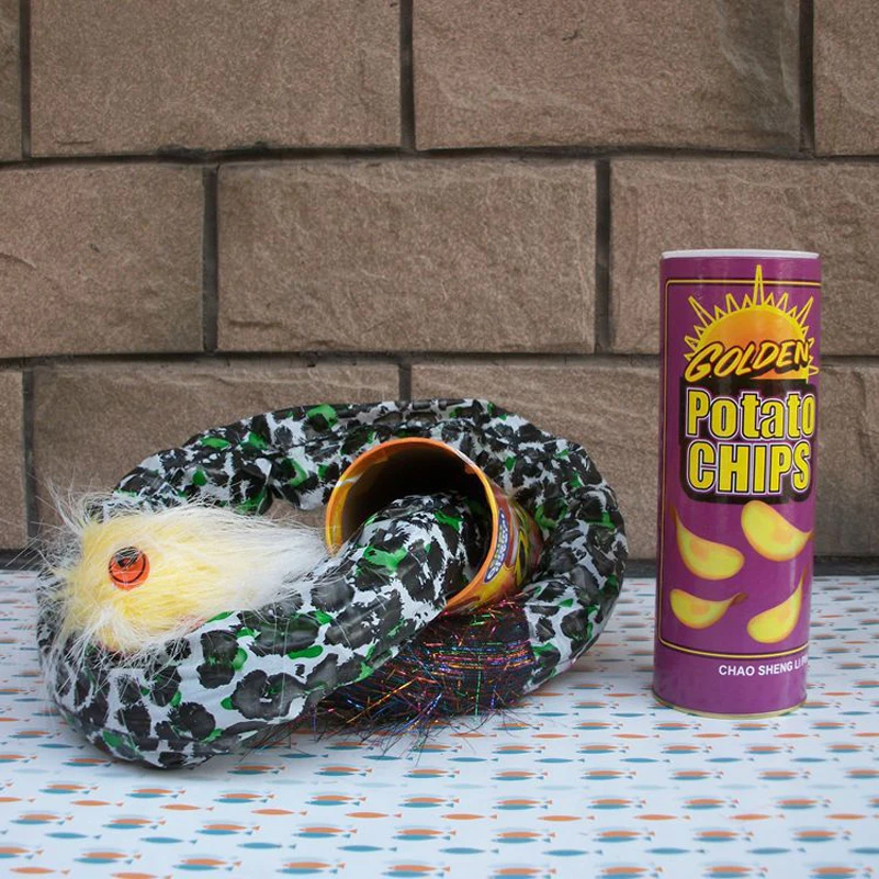 Забавные имитация чипсы шокирующие змея Новинка кляп Игрушечные лошадки