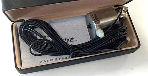 

CT1005LC ICP/IEPE Vibration Sensor 100g acceleration sensor accelerometer two-wire system IC acceleration sensor