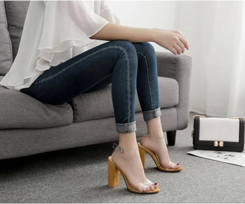 Сандалии женские прозрачные из ПВХ босоножки на высоком каблуке ремешок сзади