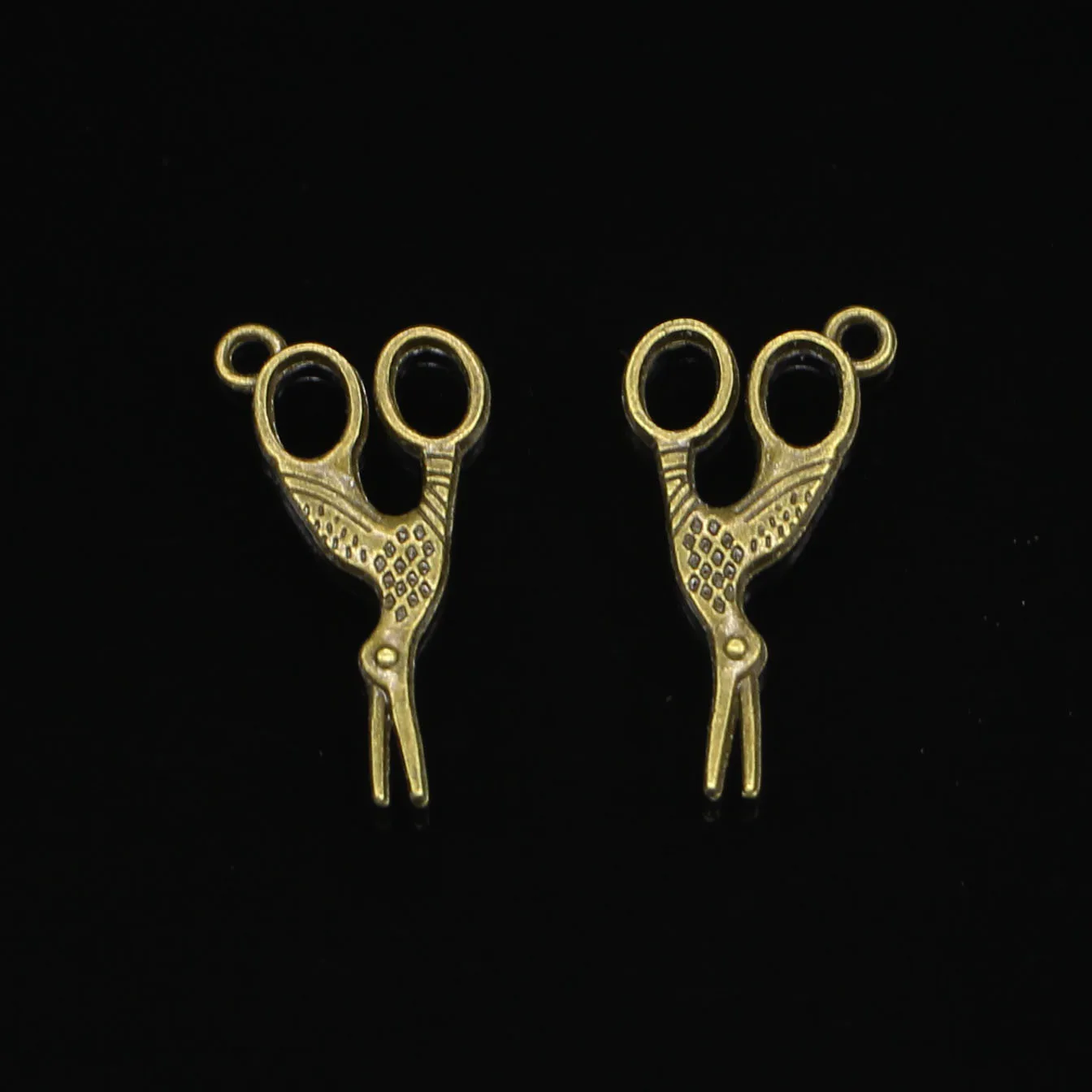 92pcs Antique Bronze Plated sewings scissors Charms for Jewelry Making DIY Handmade Pendants 28*15mm | Украшения и аксессуары