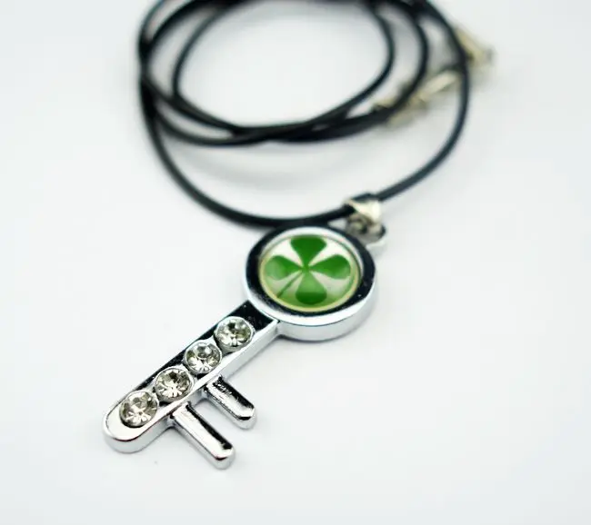 18 шт. настоящий четырехлистный клевер образец в ключевом стиле очаровательные