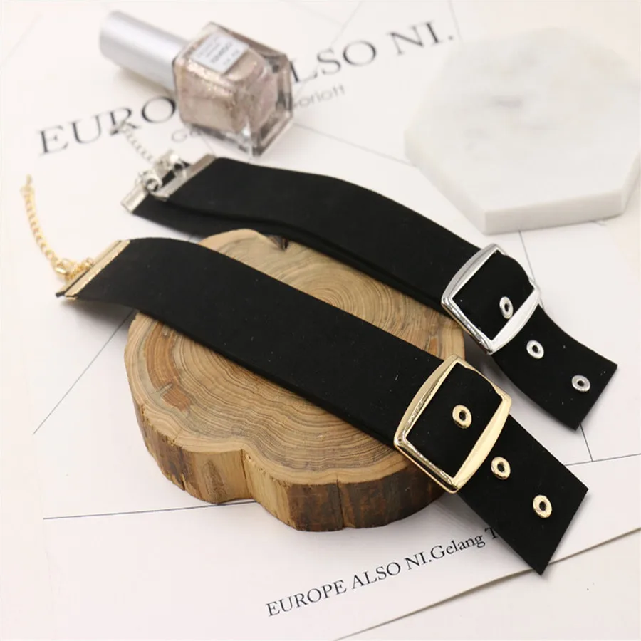 Simplee Винтаж искусственная кожа Прохладный чокер женщин сексуальный круг Рок