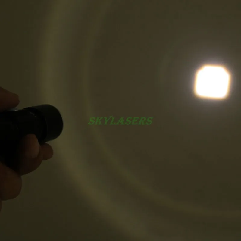 Масштабируемые 3 режима светодиодный Портативный фонарик зарядка через USB фонарь