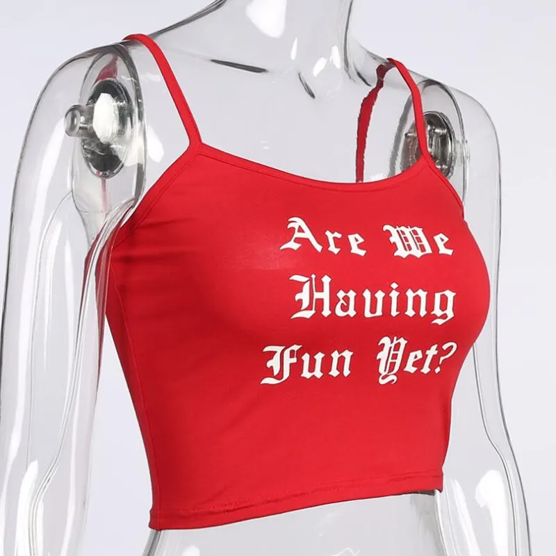 Новинка лета 2017 популярный облегающий топ на бретелях с забавными надписями и