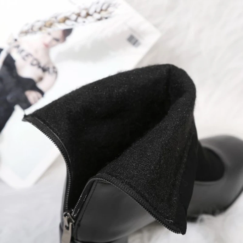 Модные ботильоны с ремешком и пряжкой красные женские ботинки острым носком на