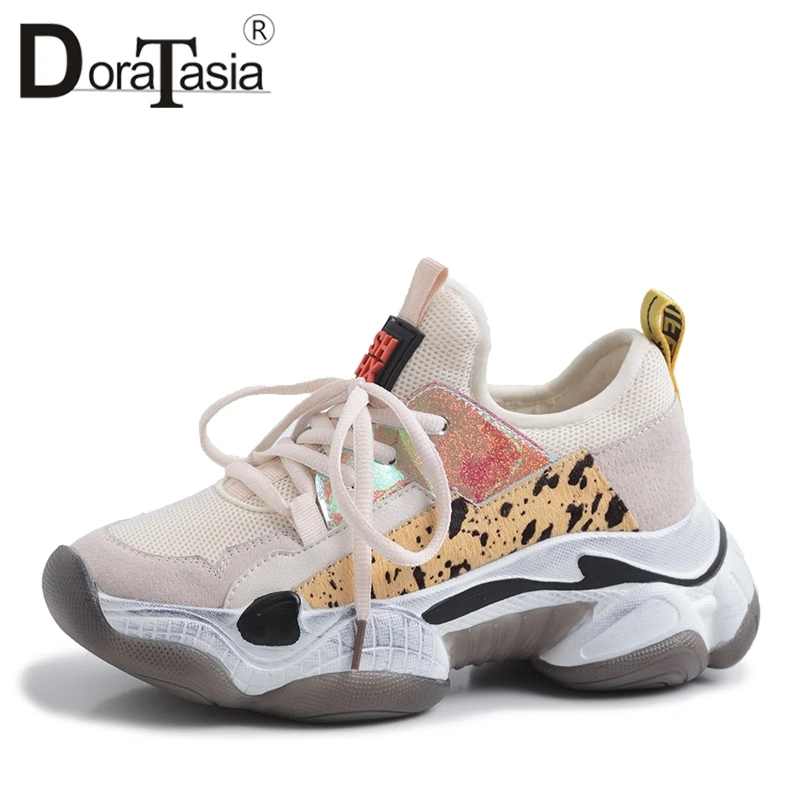 Женские замшевые кроссовки DORATASIA черные из коровьей кожи на плоской платформе