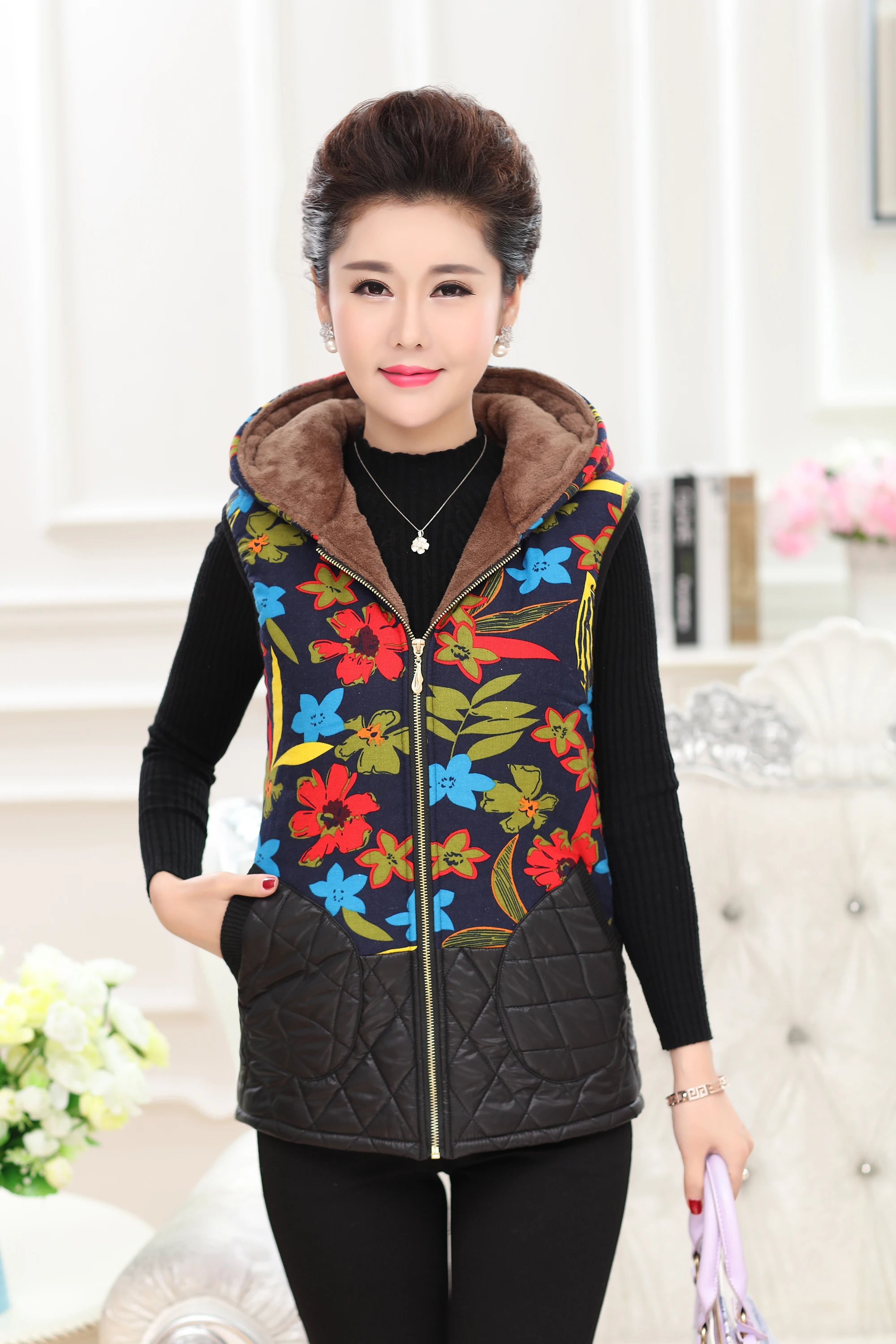 

Woman Spring Plus Size Print Hooded Thick Vests Female Autumn Oversized Warm Down Outerwear Lady Winter Loose Down Overcoat
