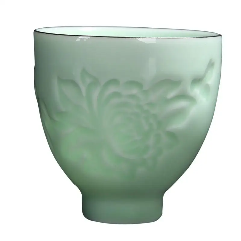 

1pc Kung Fu Tea Cups Blue And White Porcelain Lotus Flower Tea Cups Master Teacup Handmade Tea Ceremony Bone China Tea Sets