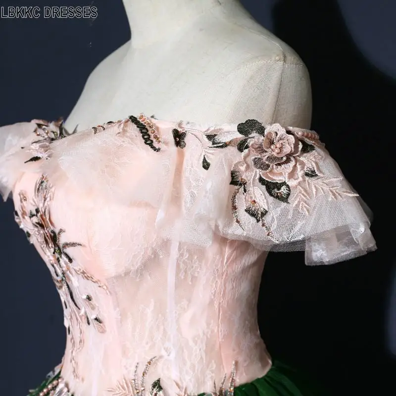 С плеча зеленый с розовыми тюлевые платья для выпускного вечера 2019 бальное