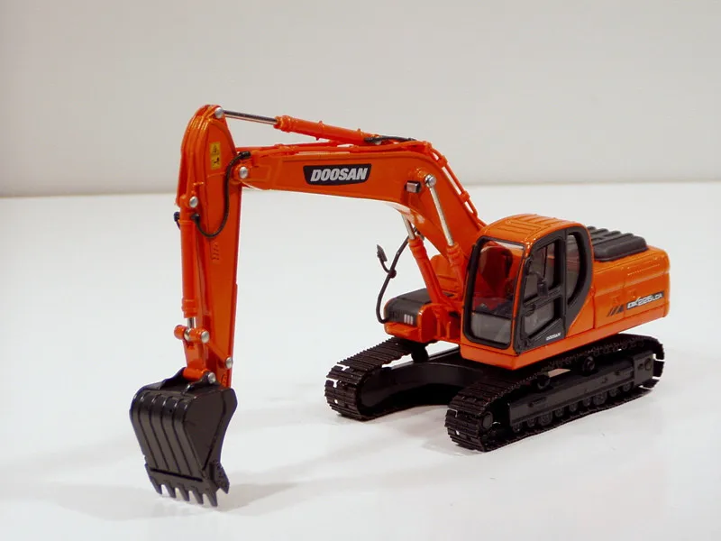 Литье под давлением модель игрушки украшения 1:40 Doosan DX225LC 9C гидравлические Экскаватор строительная техника игрушка для коллекции, подарок