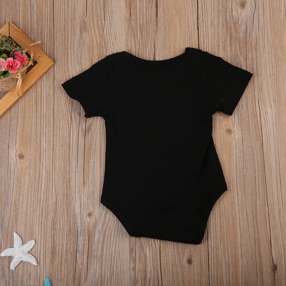 Emmababy новорожденных Для маленьких мальчиков комбинезон черный MAMA'S с