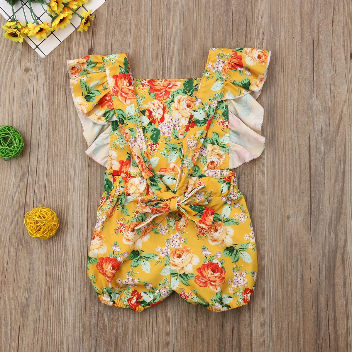 2019 новейшая одежда для маленьких девочек комбинезон с цветным узором бантом