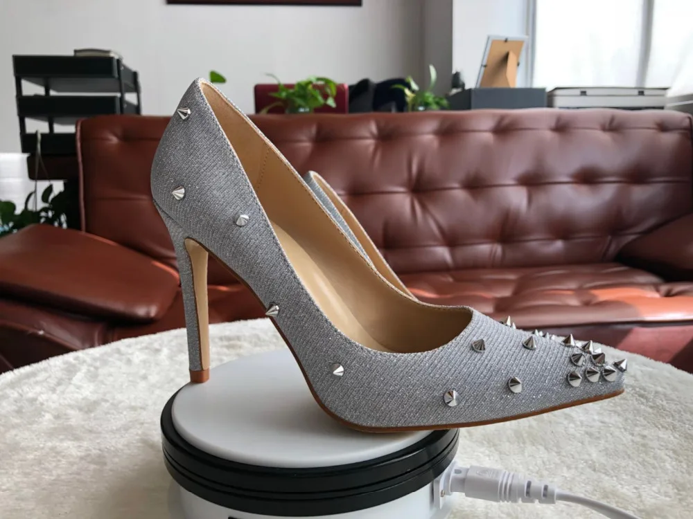 Stylesowner наивысшего качества золотые свадебные туфли с заостренными заклепками без шнуровки модные весенние туфли женские туфли-лодочки на высоком каблуке