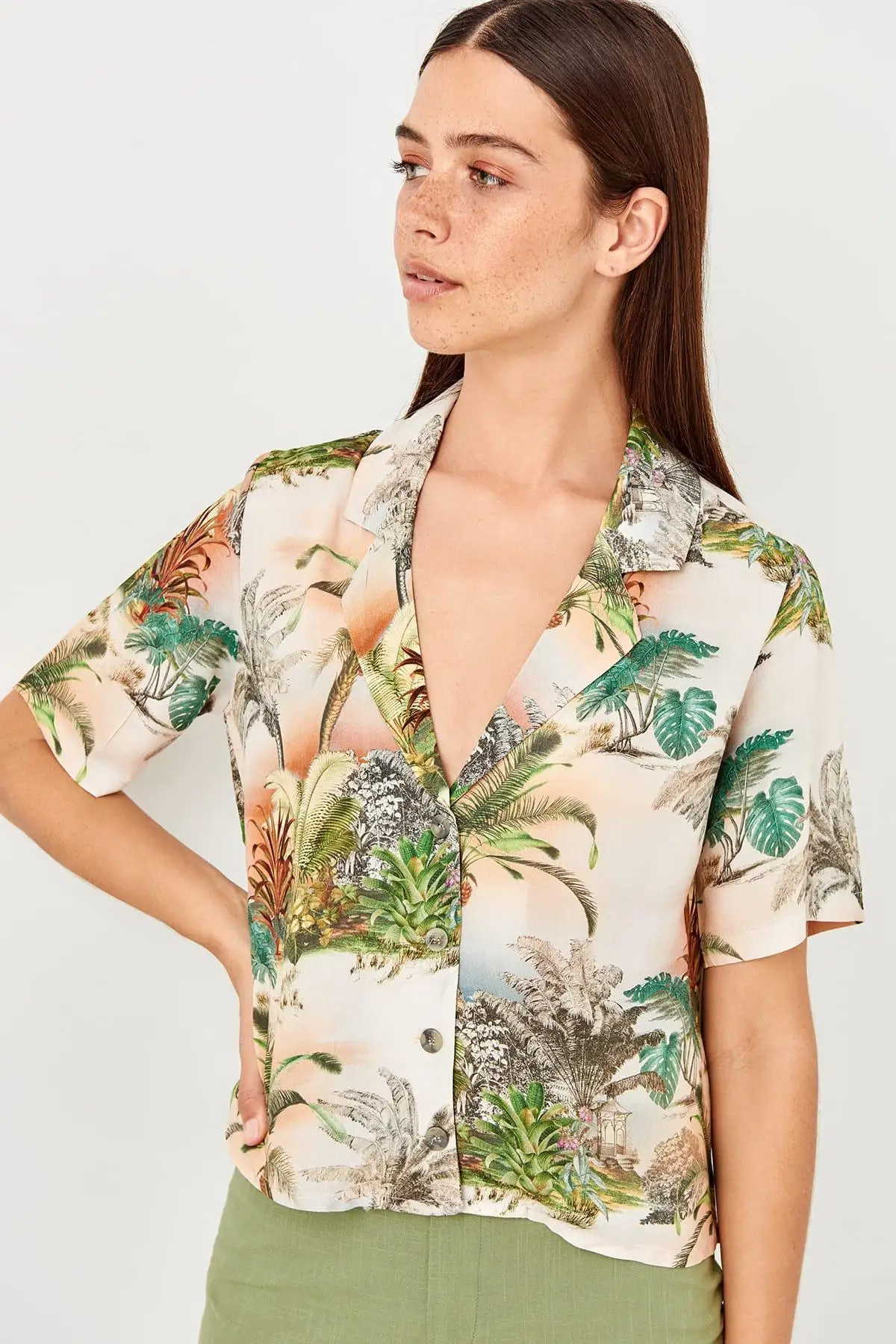 Trendyol Multicolour Pattern Shirt TWOSS19XM0268 |