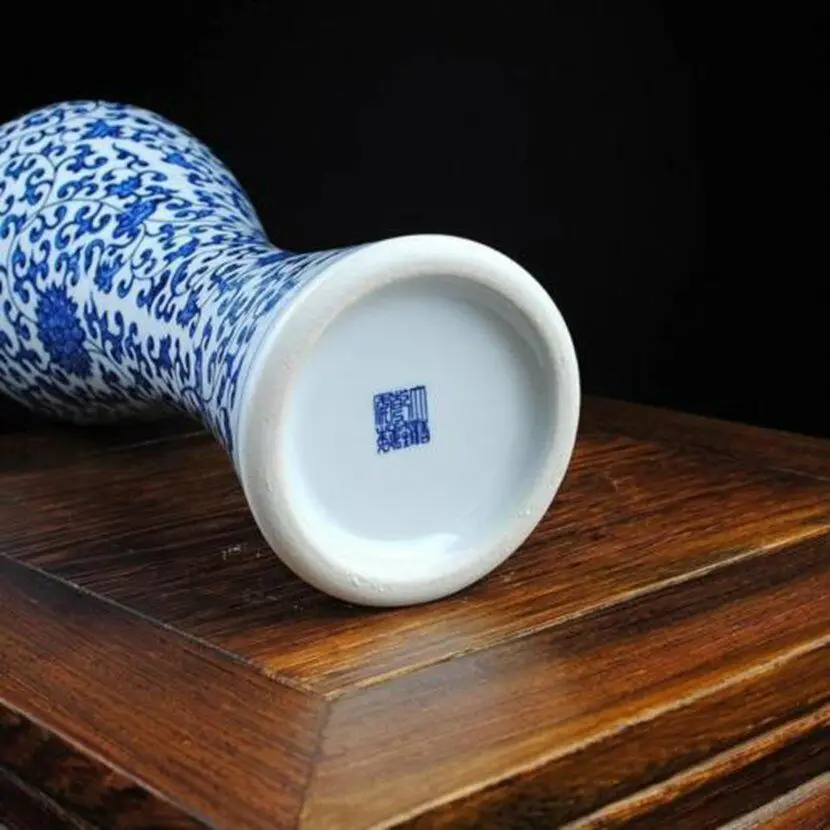 

Collection Chinese Jingdezhen Porcelain Flower Painting Plum Vase Exquisite Jar Bottle