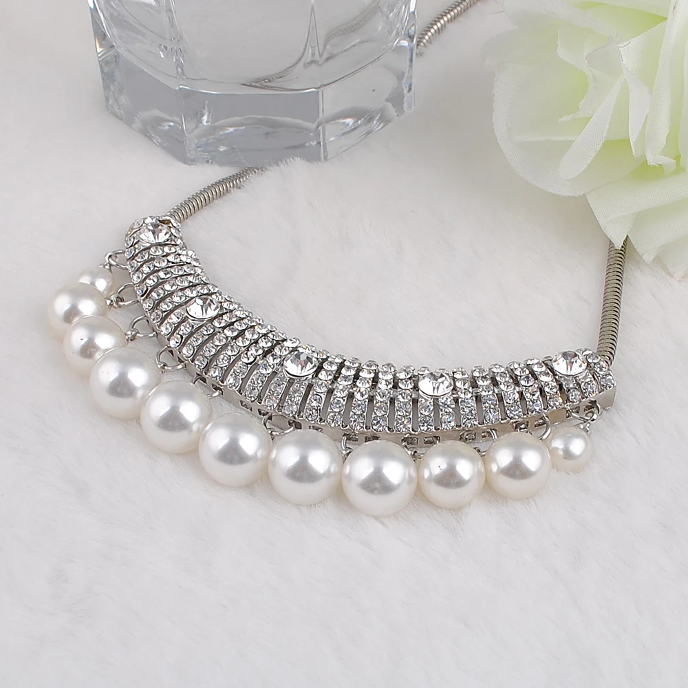 

Hot Sale Choker Necklace Big Simulated Pearl Pendant for Women Statement Chunky Bib Wedding Jewelry