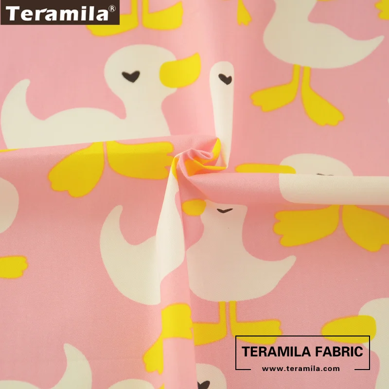 Teramila Fabric Pink 100% Cotton Twill Fat Quarter Material Bed Sheet Patchwork Sewing Printed Cartoon Duck Design Decoration CM | Дом и сад
