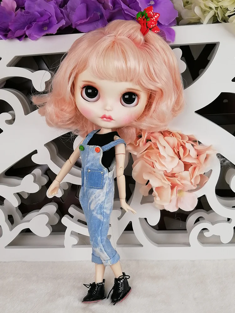 Ледяная фабрика blyth кукла 1/6 bjd белая кожа соединение тела бледно-розовые волосы матовый лицо резные губы с бровью закрытые глаза