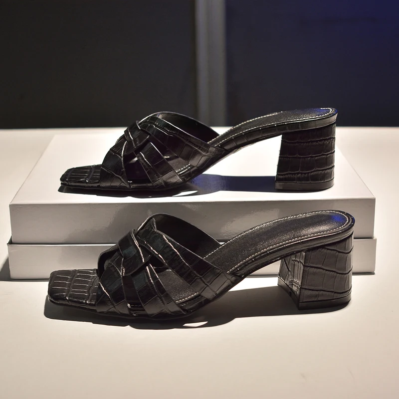 Туфли женские на квадратном каблуке натуральная кожа с открытым носком без