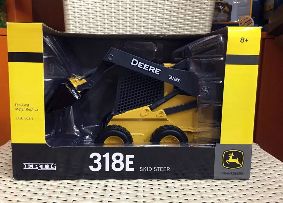 

Ertl Genuine 1:16 Scale Die-Cast Model 318E Skid Steer